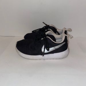 🔴SOLD🔴Toddler Nike Sneakers
